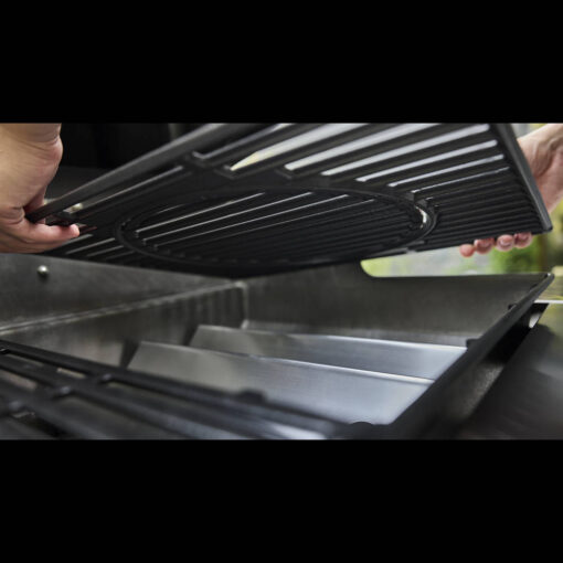 Weber Genesis SP-435W plynový gril Stainless Steel Grilovací liatinový rošt GBS